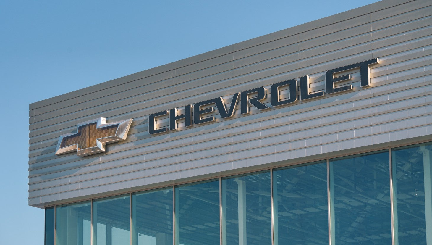 2015 Chevrolet Equinox L4 2.4L – How to Activate Child Safety Locks