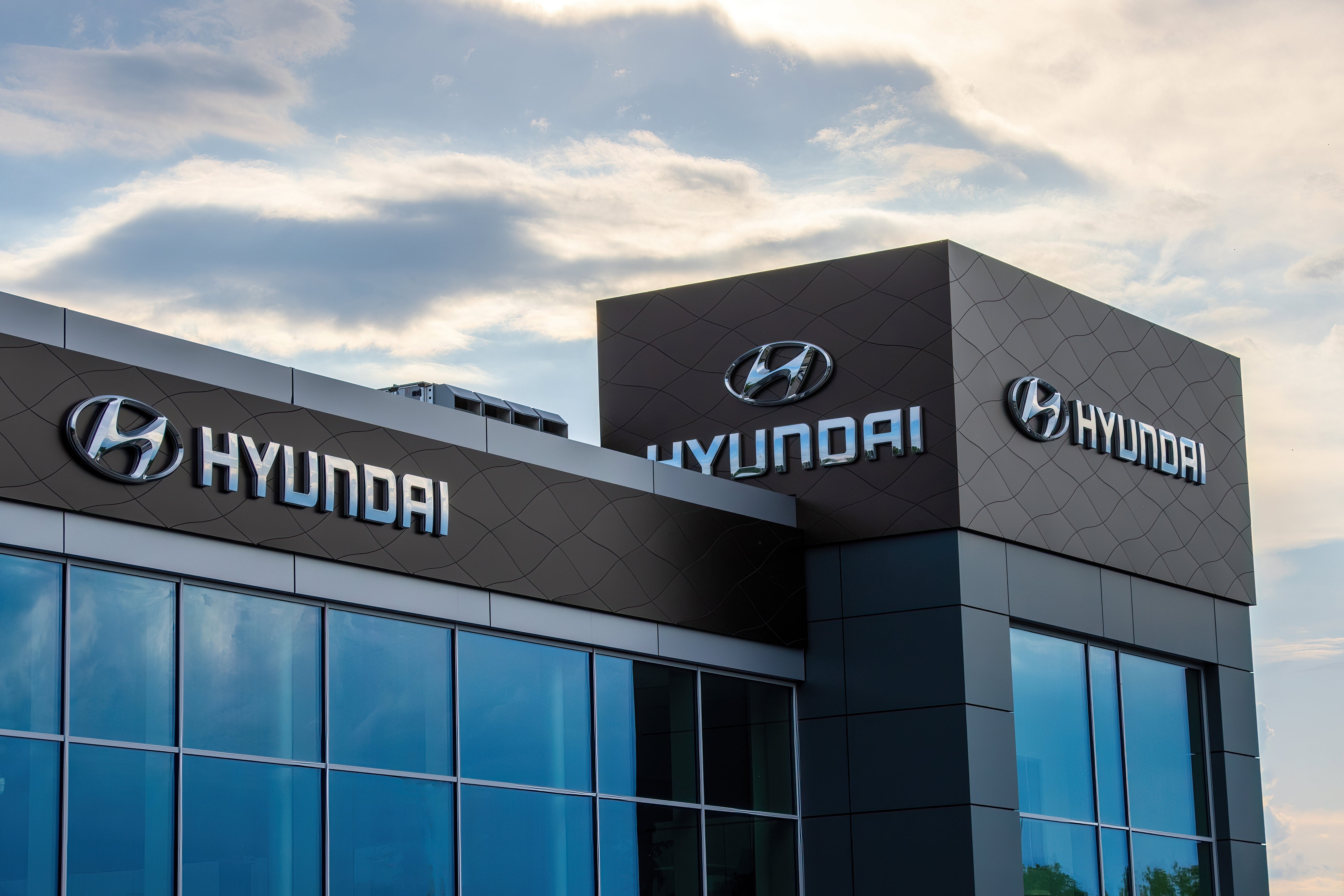 2016 Hyundai Elantra L4 1.8L_How to Use a Smart Key for Your Car