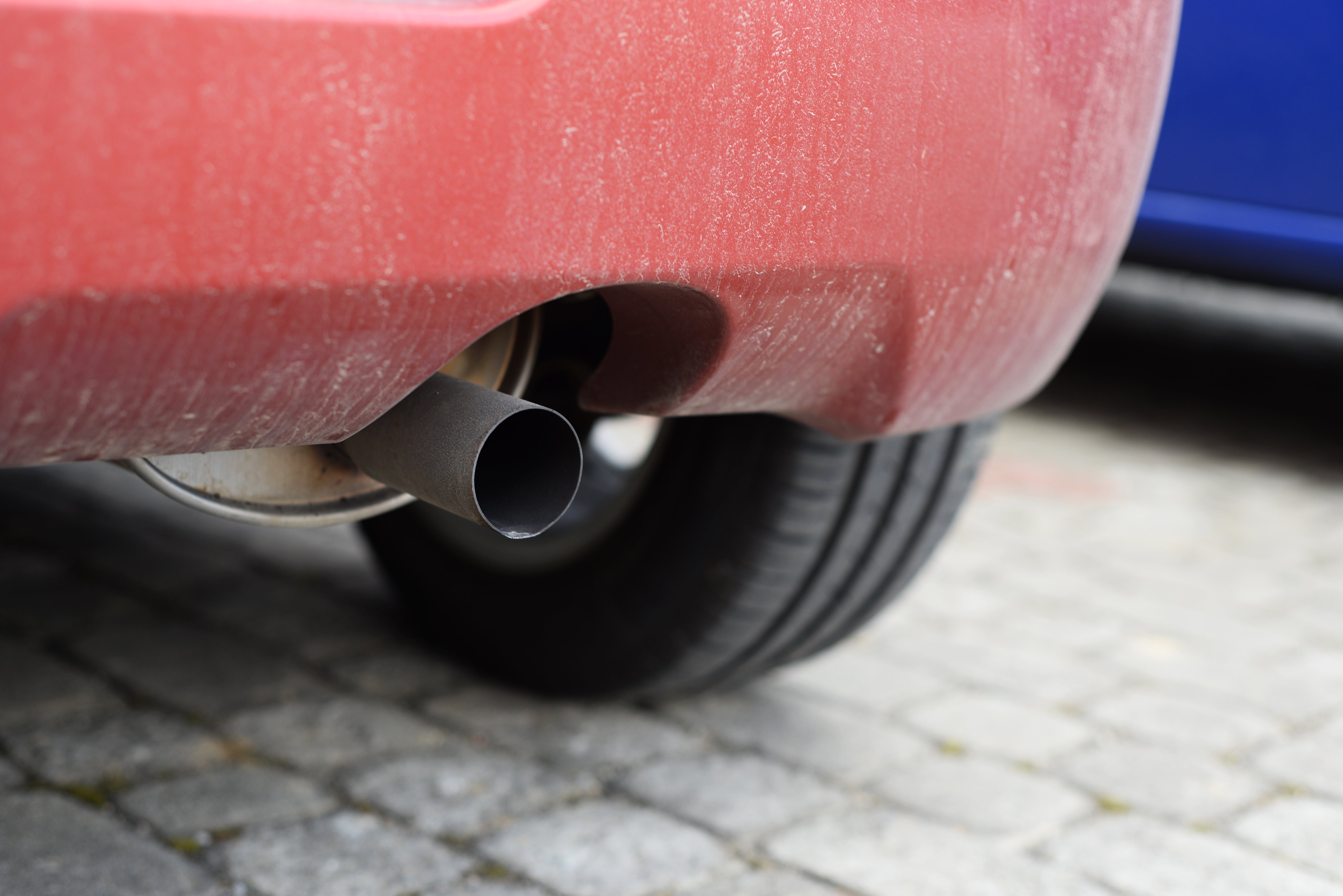 Backfiring or Loud Noises from the Exhaust: A DIYer’s Guide