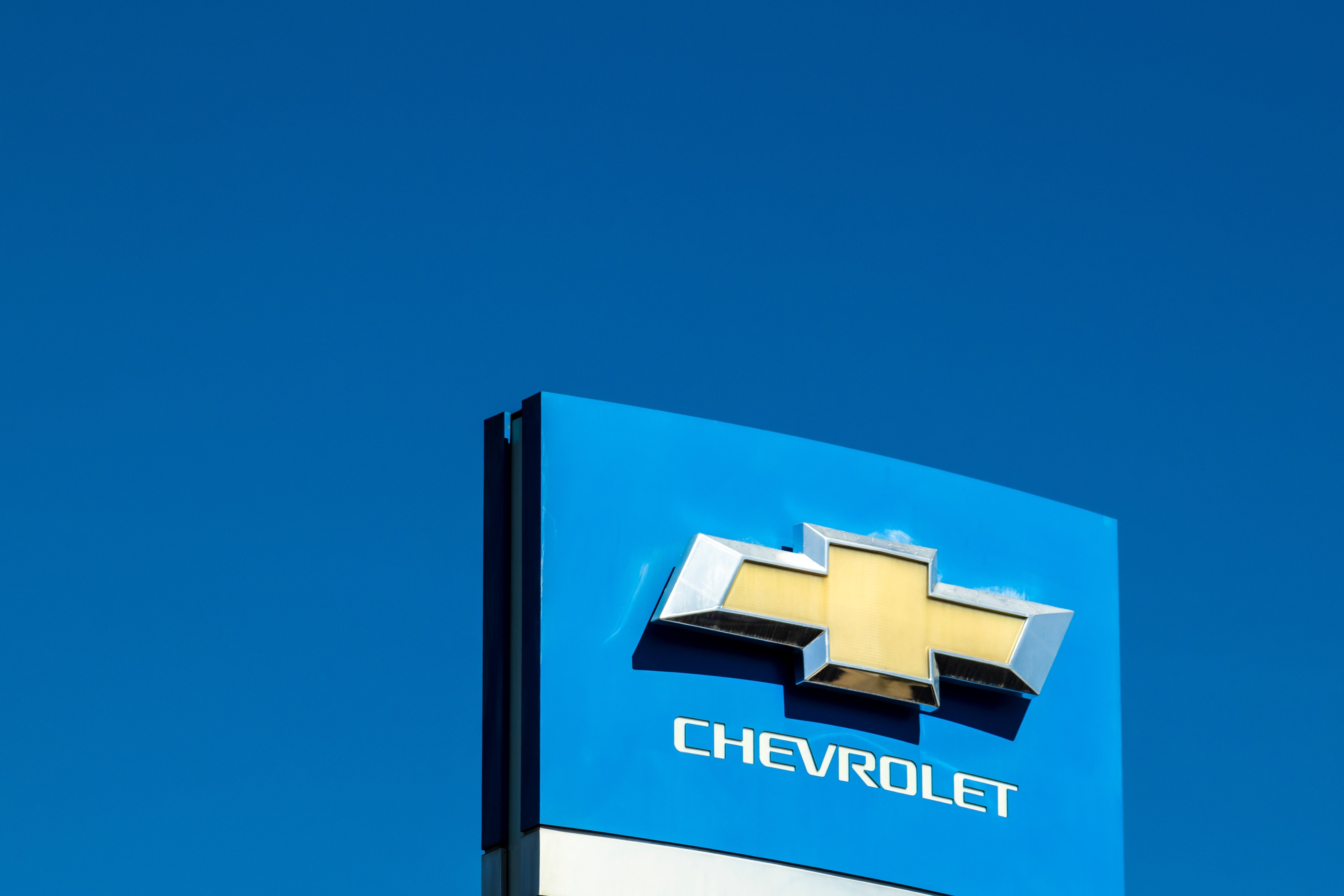 2015 Chevrolet Equinox L4 2.4L – How to Adjust Power Seats