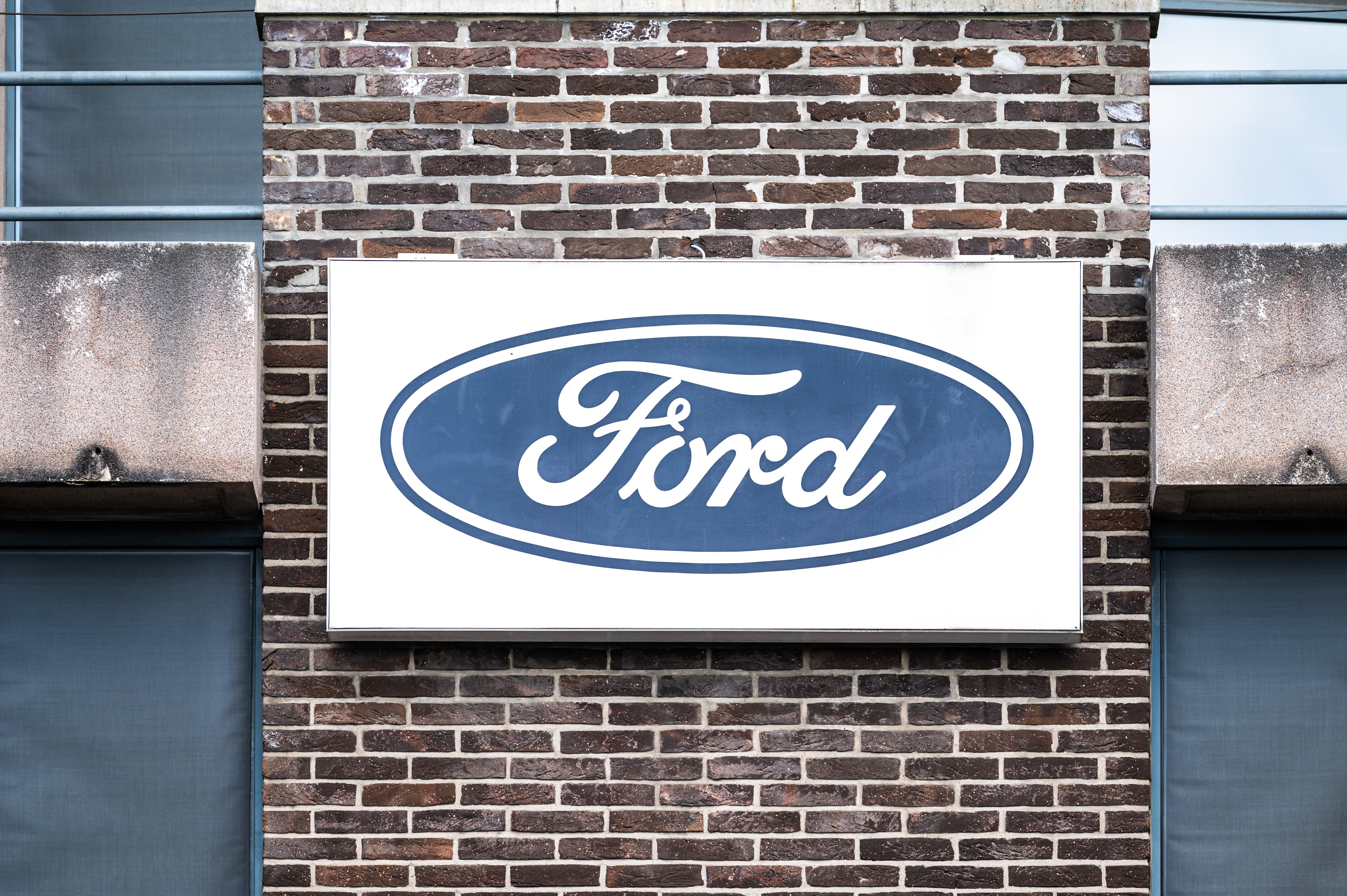 2018 Ford Explorer V6 3.5L – Steering Wheel Adjustment Feature
