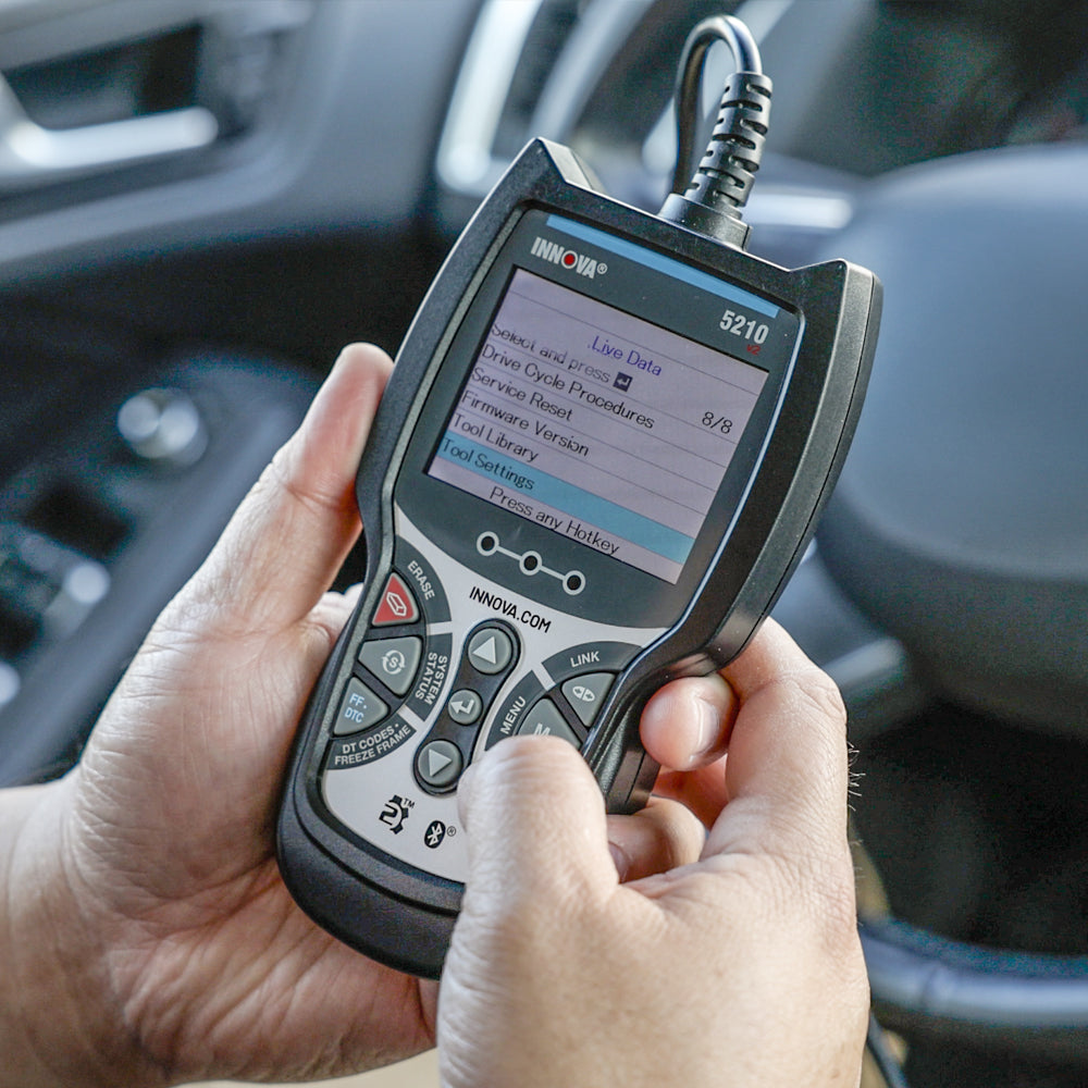 5210 Live Data OBD2 Scanner