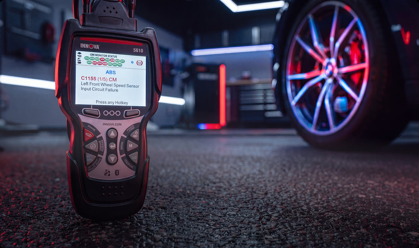 Innova 5610 in a garage