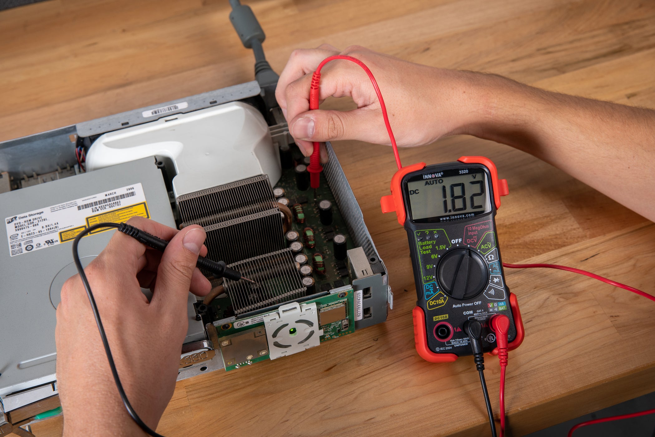 3320 Digital Multimeter