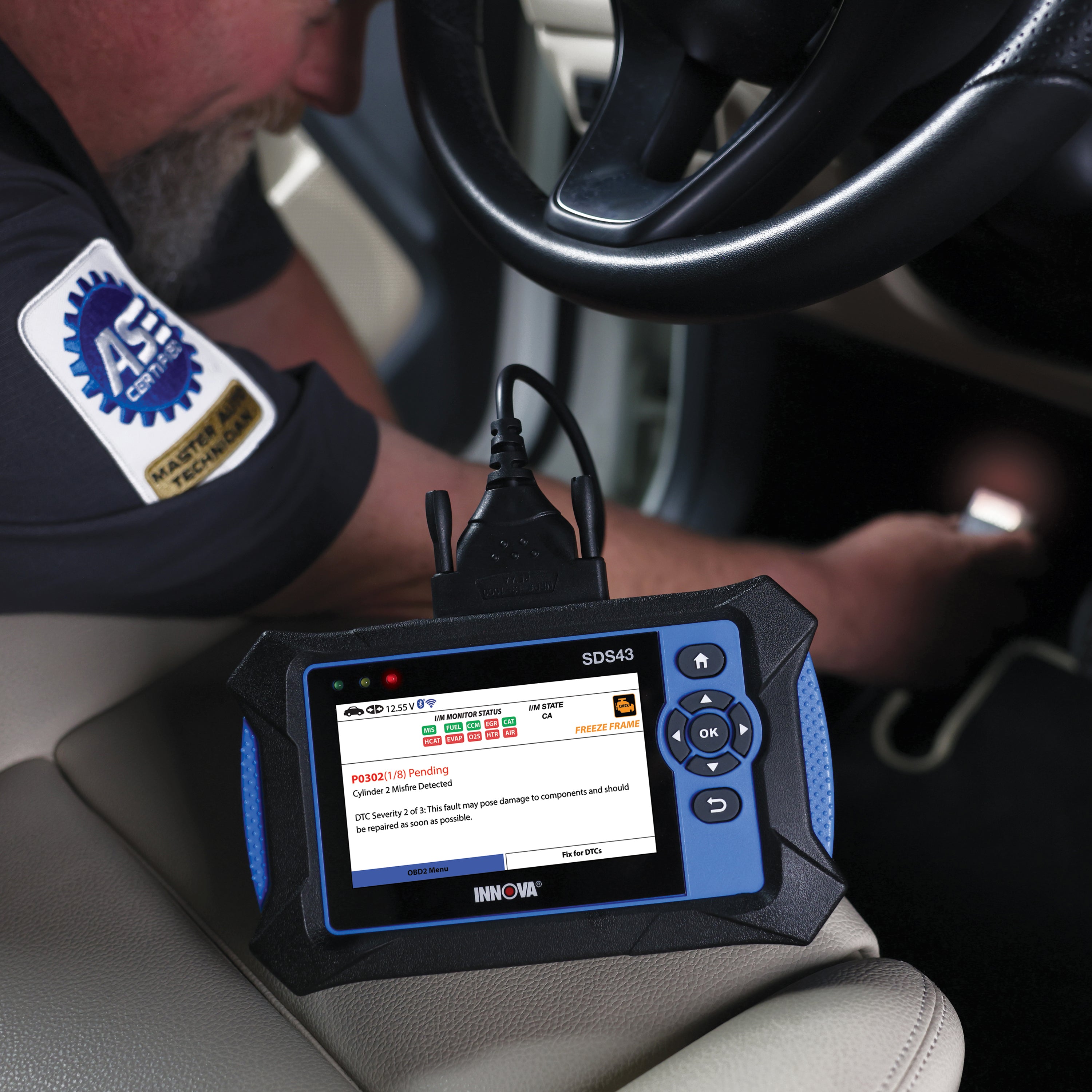 SDS43 Bidirectional OBD2 Tablet
